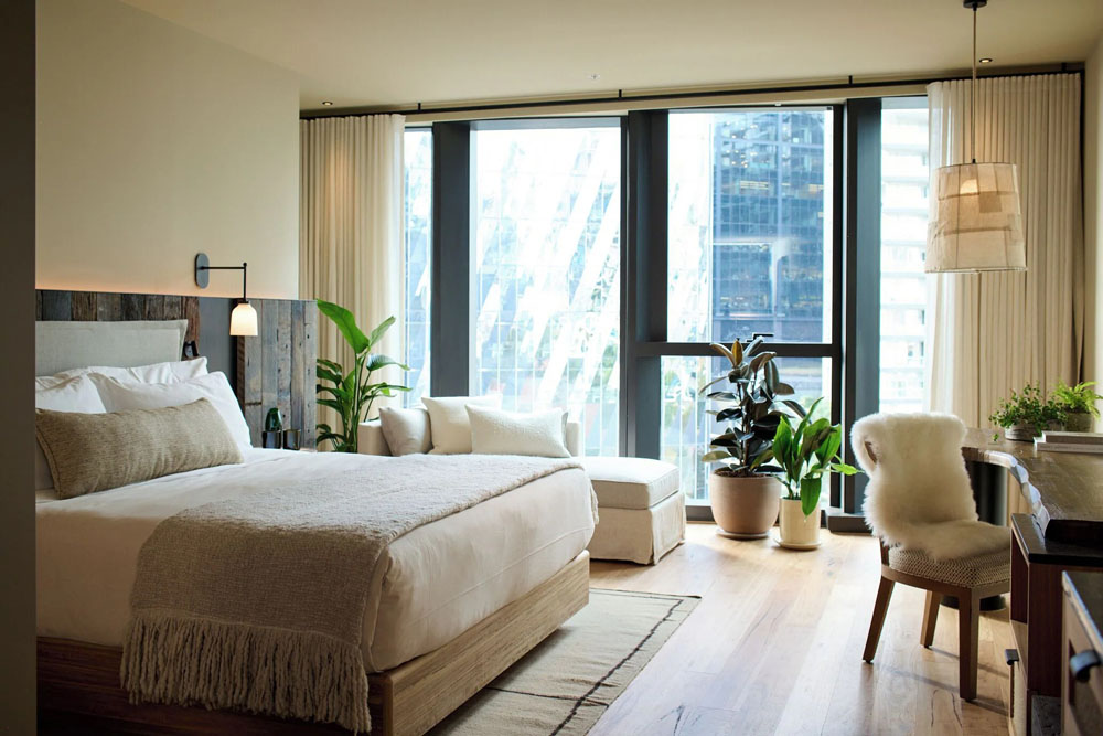 1 Hotel Melbourne - Image 2