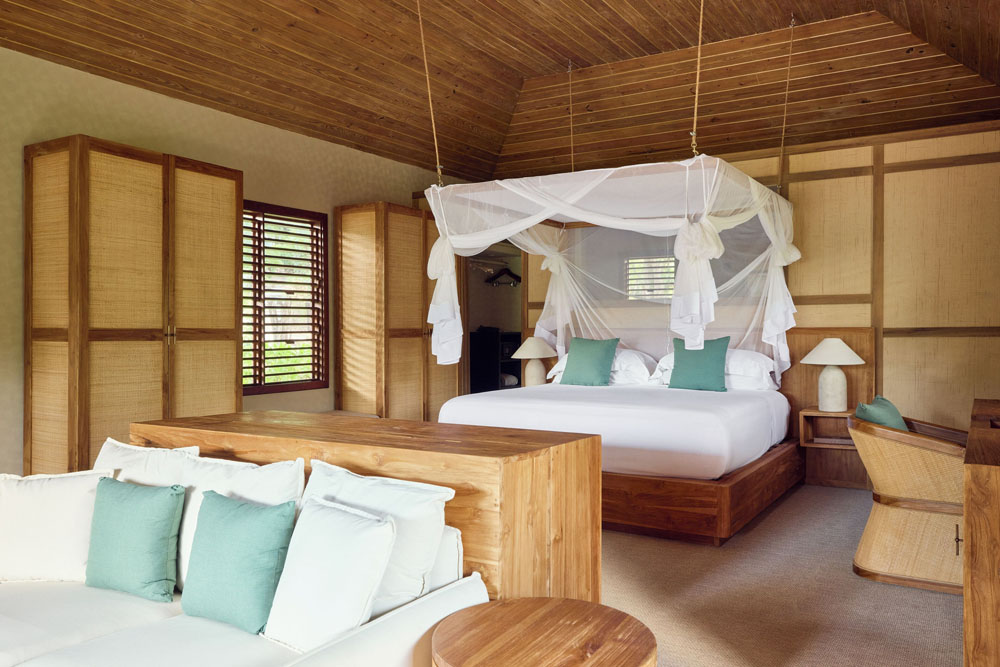 Hermitage Bay photo 2