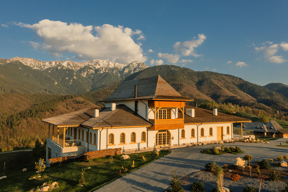 Matca Hotel - Image 1