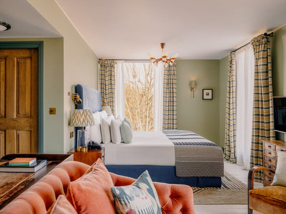 Redchurch Townhouse - Image 4