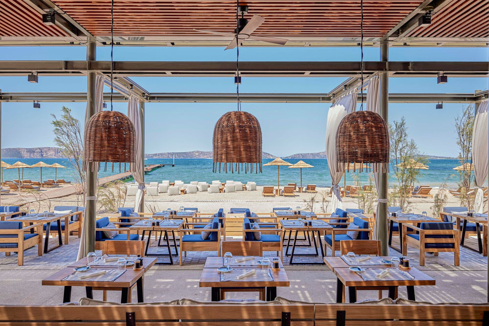 W Costa Navarino photo 3