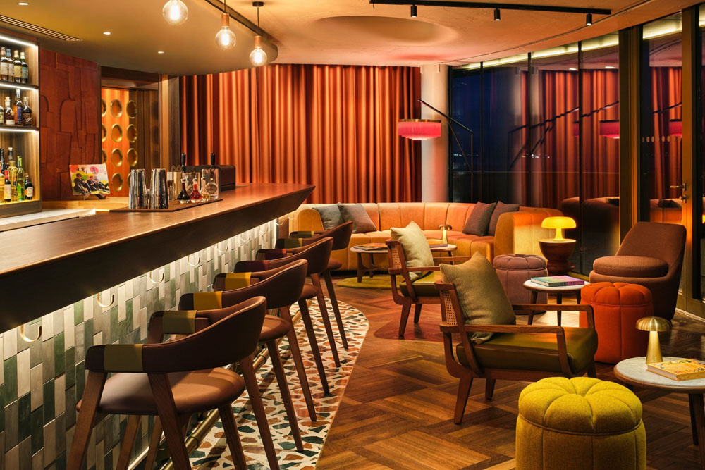 W Edinburgh - Image 5