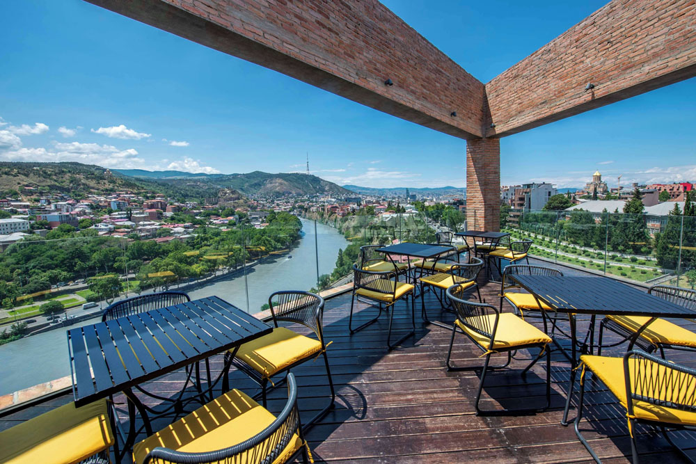 Golden Tulip Design Tbilisi Hotel - Image 5