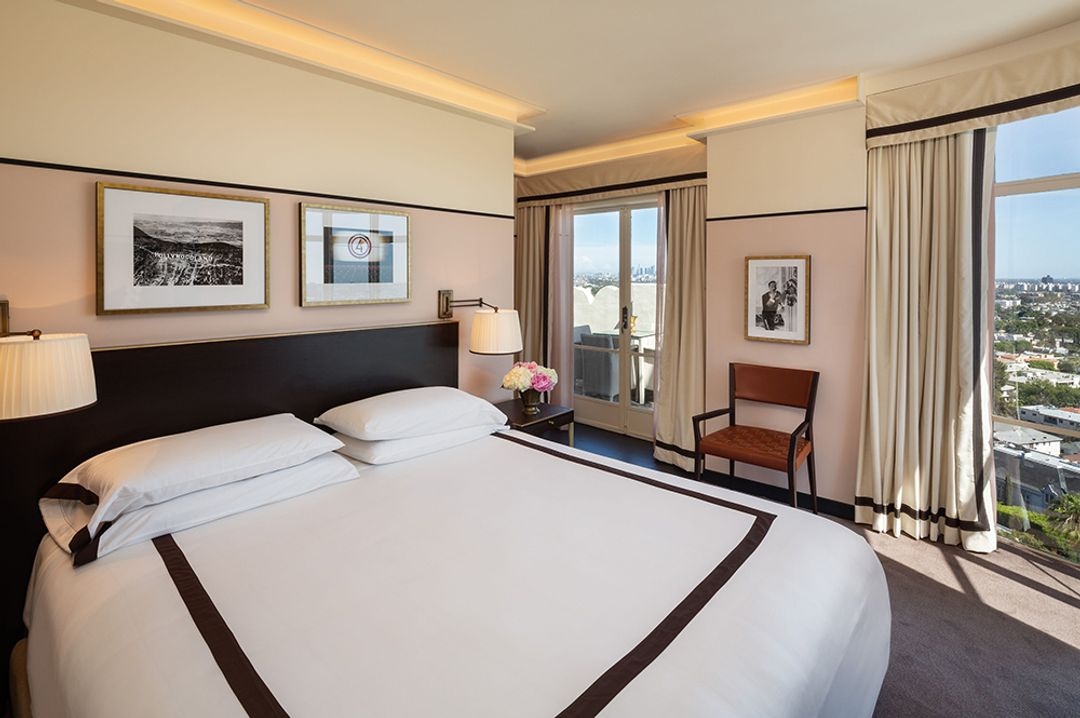 Sunset Tower Hotel - Image 4