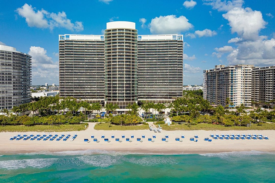 The St. Regis Bal Harbour Resort - Image 1