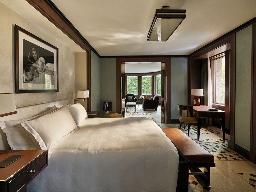 45 Park Lane - Image 2