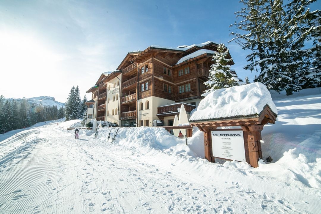 Hôtel Le Strato - Main view