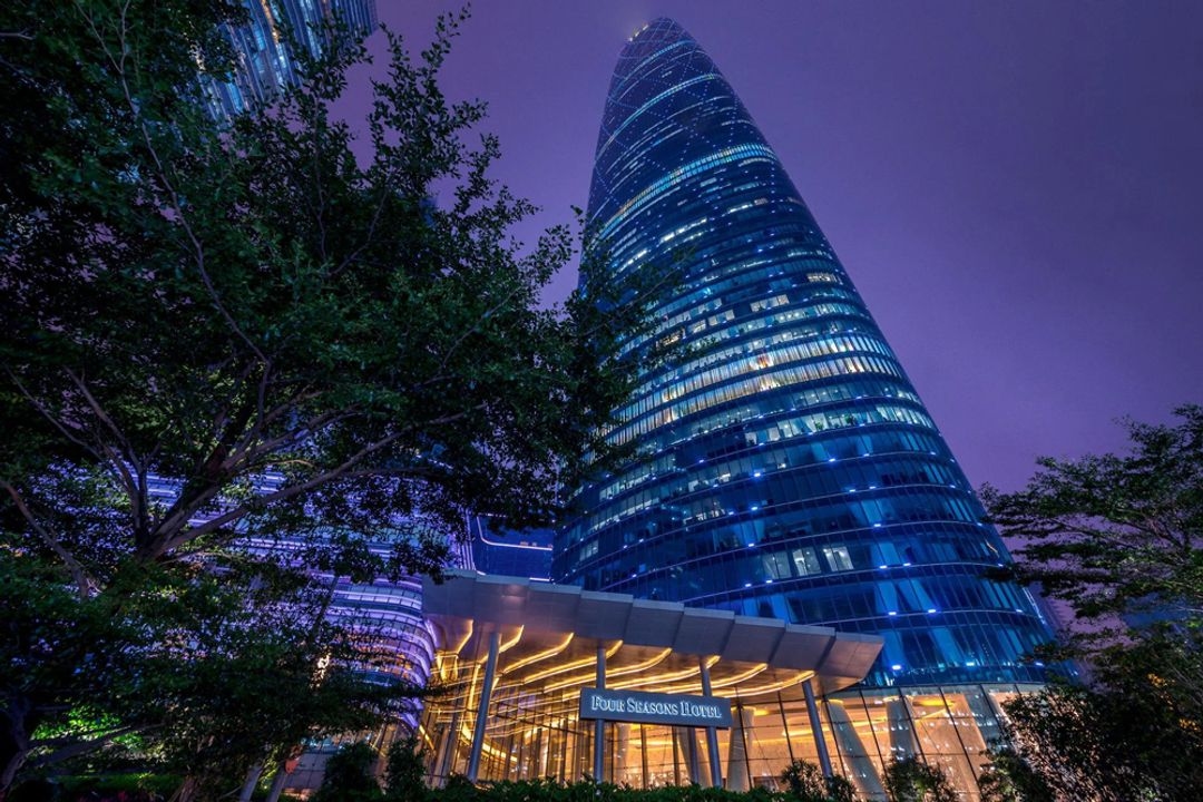 Four Seasons Hotel Guangzhou - Image 1