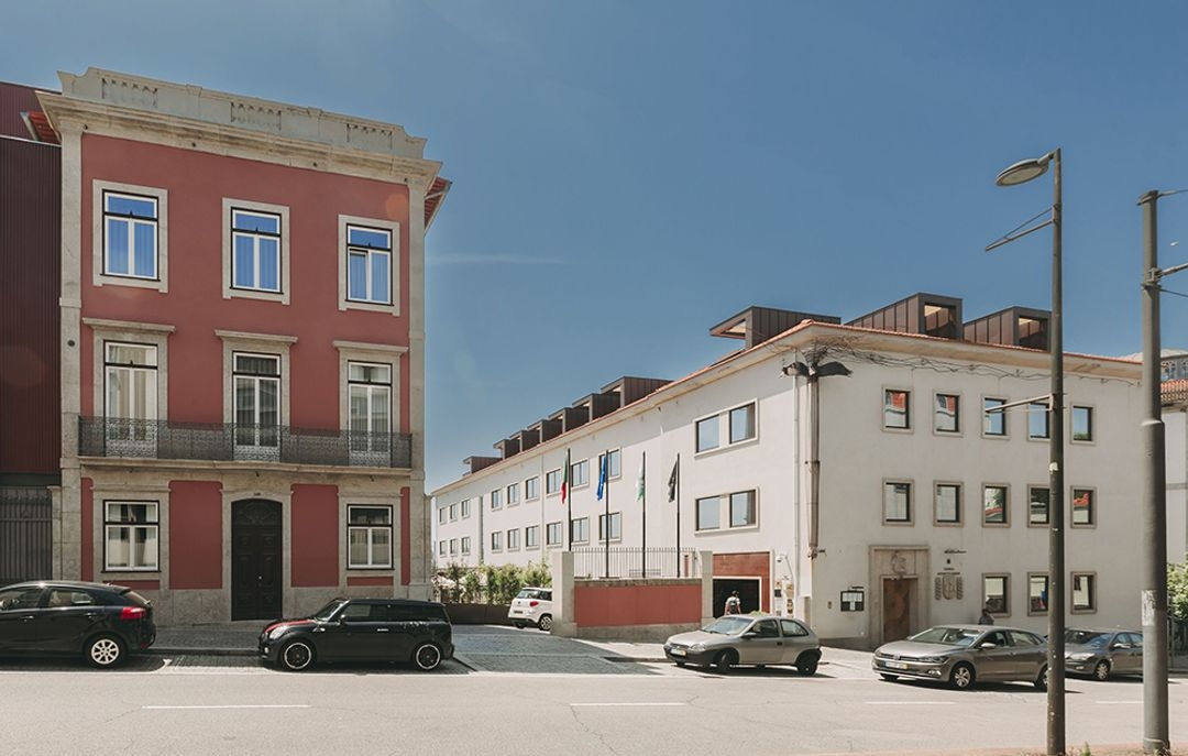 Hotel Torel Avantgarde - Image 1