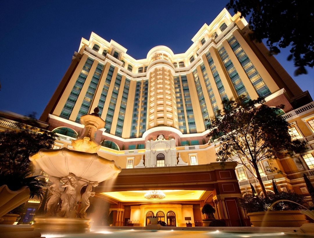 Four Seasons Hotel Macao at Cotai Strip - Image 1