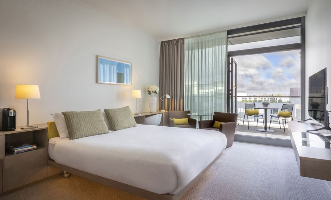 The Gibson - Image 2