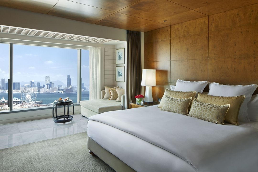 Mandarin Oriental Hong Kong - Image 2