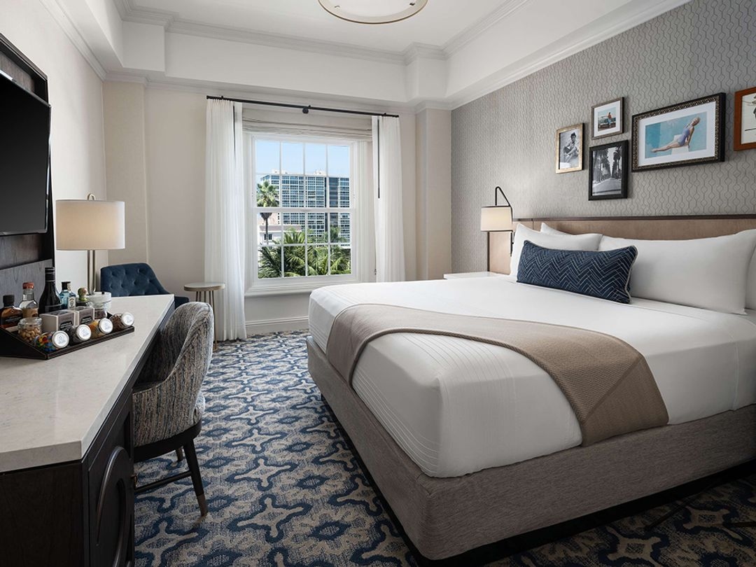 La Valencia - Image 2