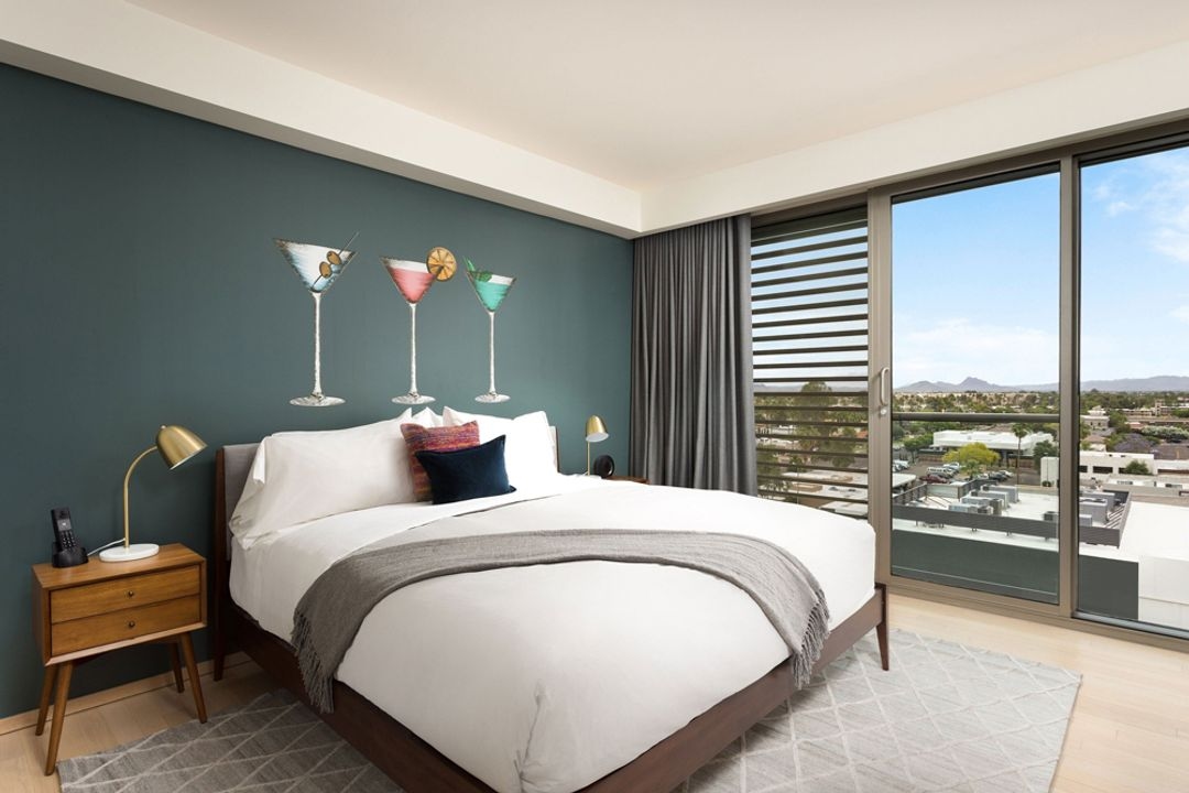 W Scottsdale - Image 2