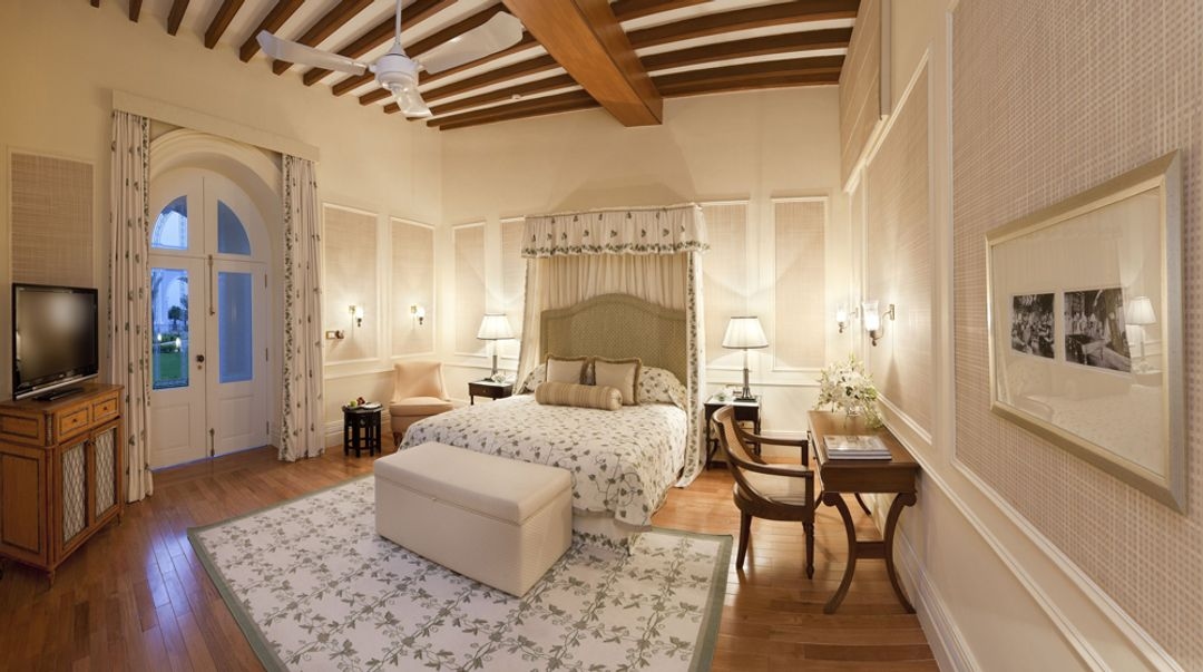 Taj Falaknuma Palace - Image 2