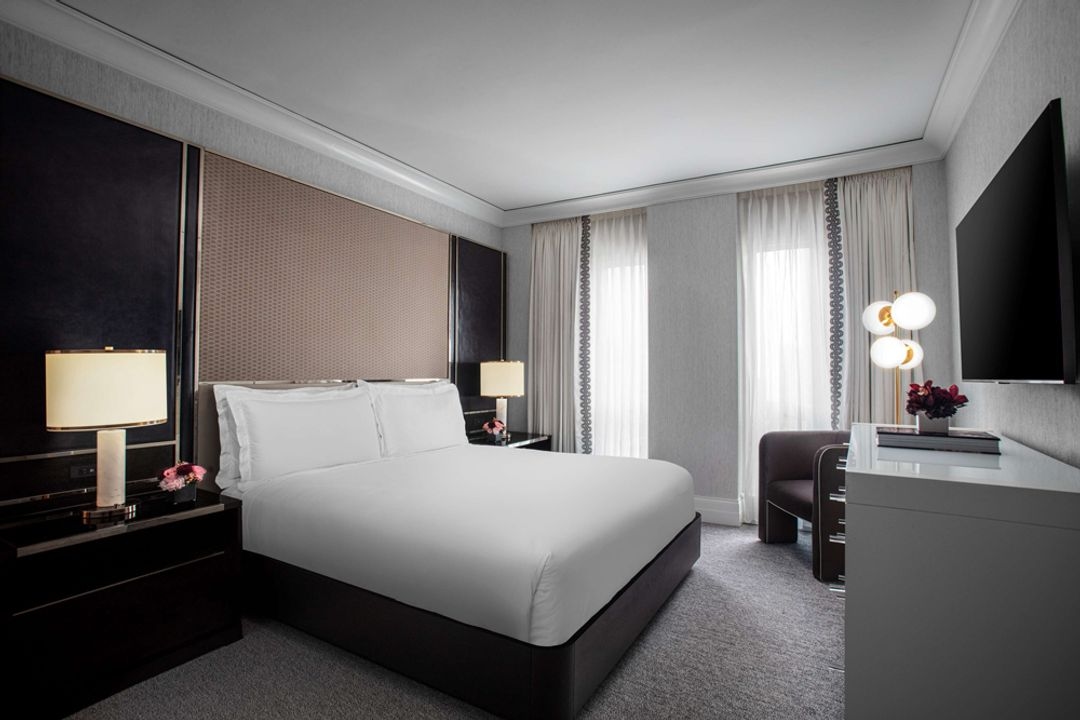 Waldorf Astoria Chicago - Image 4