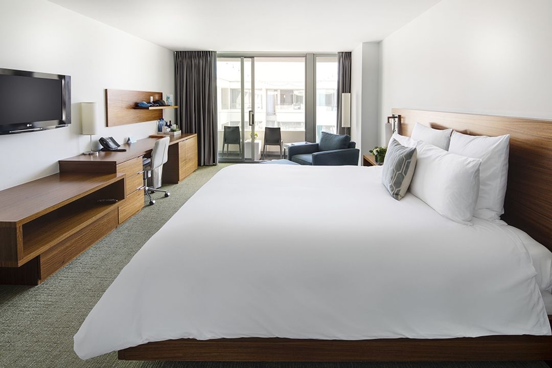 Tower23 Hotel - Image 4