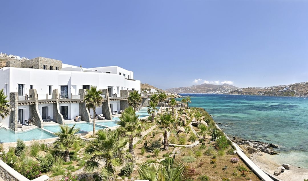 Aeonic Suites & Spa - Main view