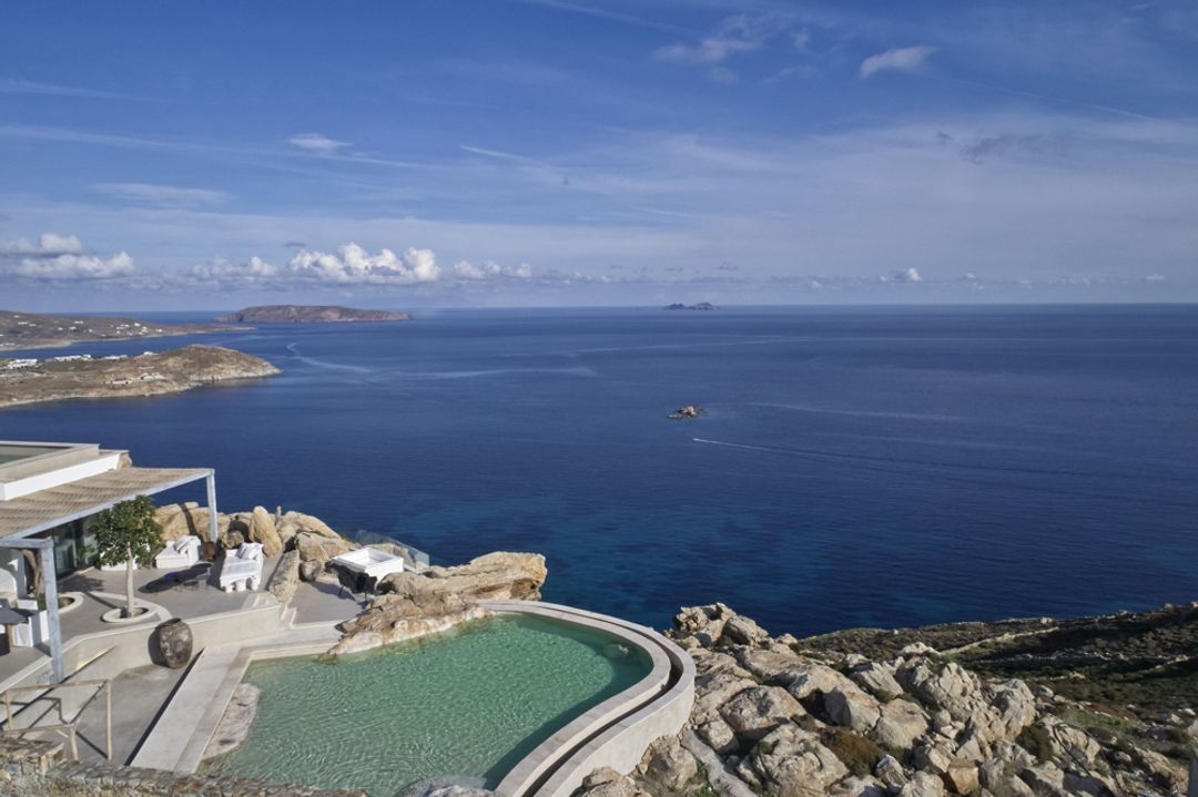 Myconian Panoptis Escape - Main view