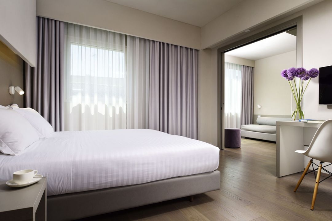 Glance Hotel - Image 2