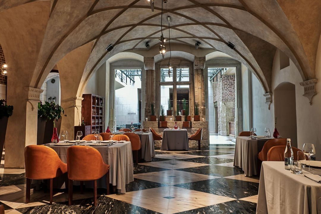 Stary Hotel - Image 3