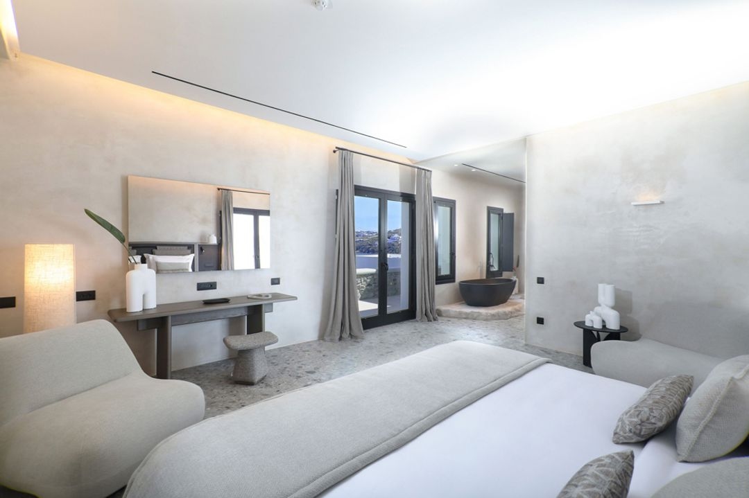 Aeonic Suites & Spa - View 4