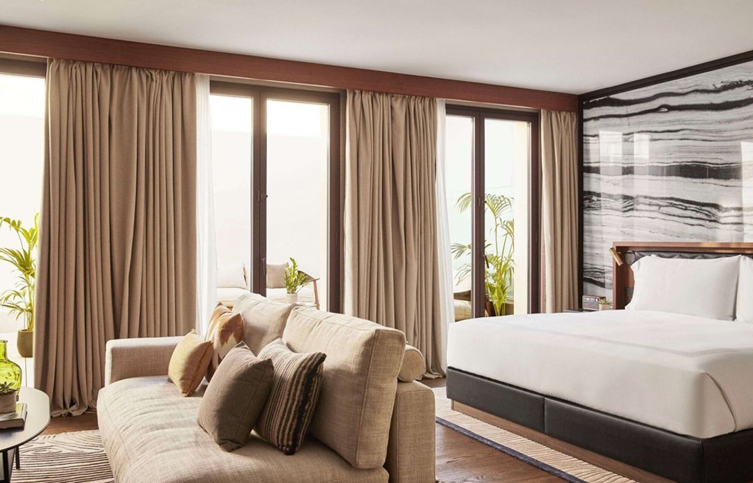 Thompson Madrid - View 4