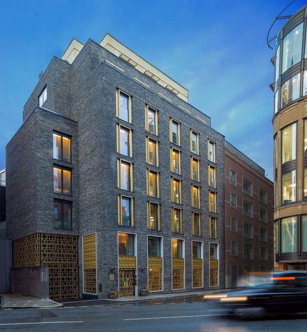 The Guardsman - Main view