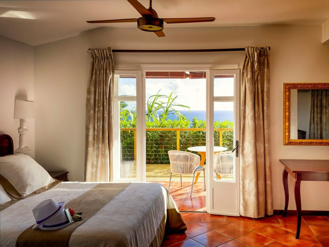 Blue Margouillat Seaview Hotel - Image 2