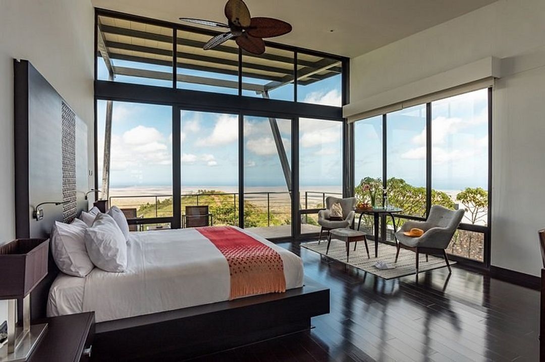 Pikaia Lodge - Image 2