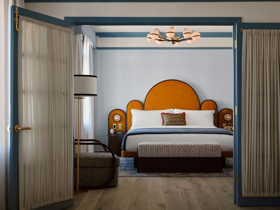 The Georgian Hotel - Image 4