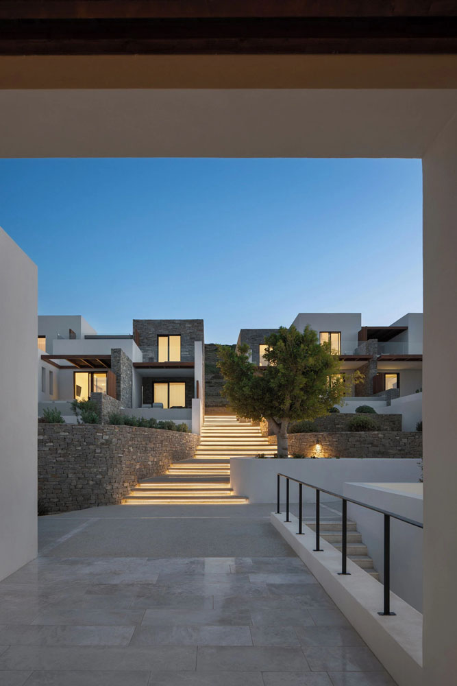 Vione Paros - Main view