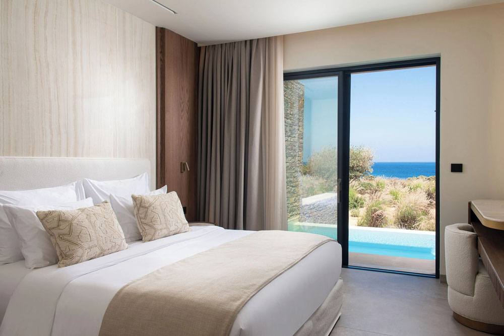 Vione Paros - View 4