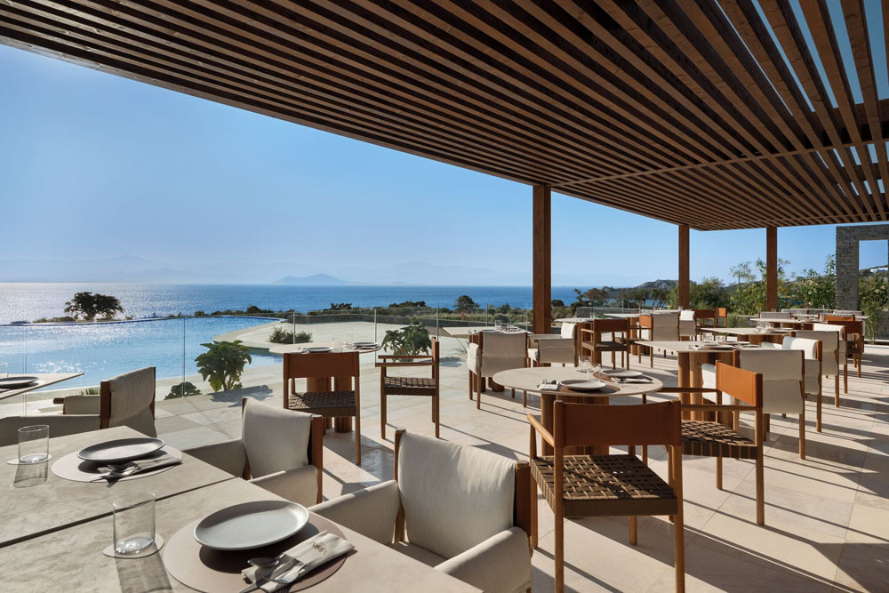 Vione Paros - View 3